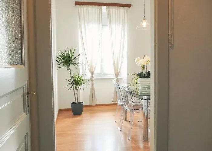 Nel Centro Di Vicino A Piazza Grande Daire