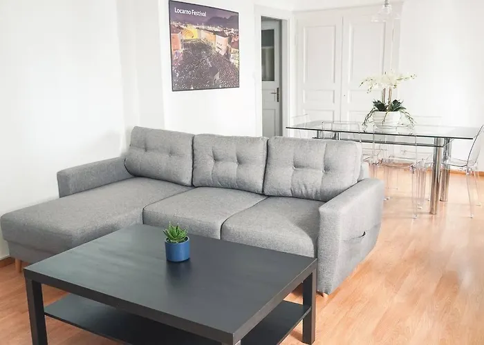 Nel Centro Di Vicino A Piazza Grande